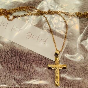 GORGEOUS 14 KT YELLOW Gold Crucifix Pendant & Necklace